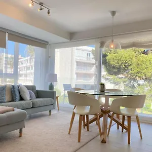 apt-brisa-puerto-marina-apartments.hotelsinnerja.org/